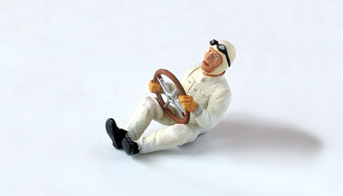 Modellfigur 1:32 LE MANS MINIATURES Rennfahrer 30-50er Jahre sitzend High Detail Resin Collectors Edition